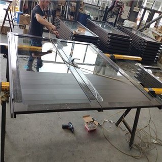 أبواب ألمنيوم مزدوجة