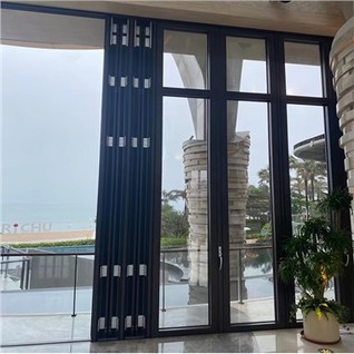 أبواب ألمنيوم ثنائية الطي فرنسية