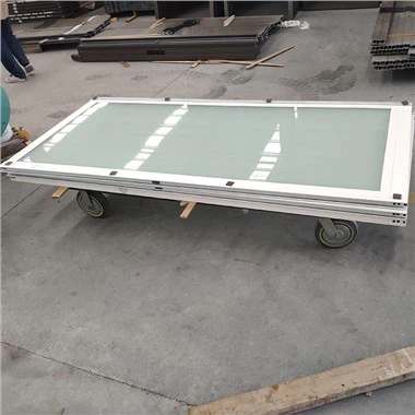 أبواب زجاجية من الألومنيوم